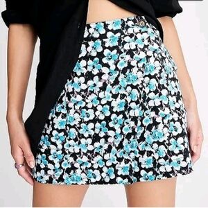 NWOT Future Collective Women' Blue Ditsy Floral Print Wrap Cargo Skirt Size 8
